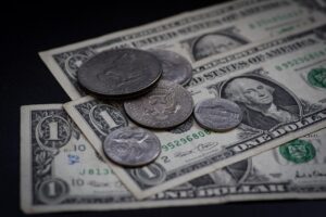 新NISAを活用するための余剰資金はいくら必要ですか？
