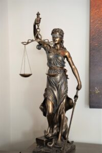 新NISAで積立を先にするか迷う時の判断軸は？